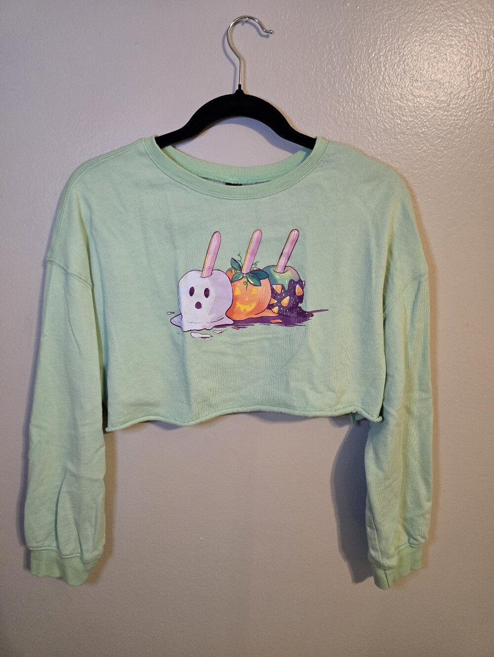 SHEIN Mint Green Graphic Cropped Sweatshirt with White Orange Purple Accents